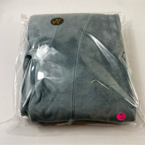 Athleta Recover Stretch Fleece Full Zip Jacket Sage/Gray Pockets Mock Neck Sz LT - Picture 9 of 9